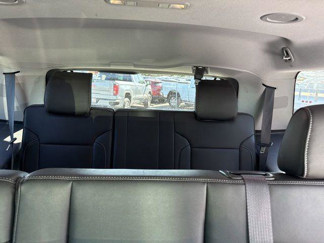 Used 2019 GMC Yukon Denali w/ Denali Ultimate Package AWD/4WD image 10