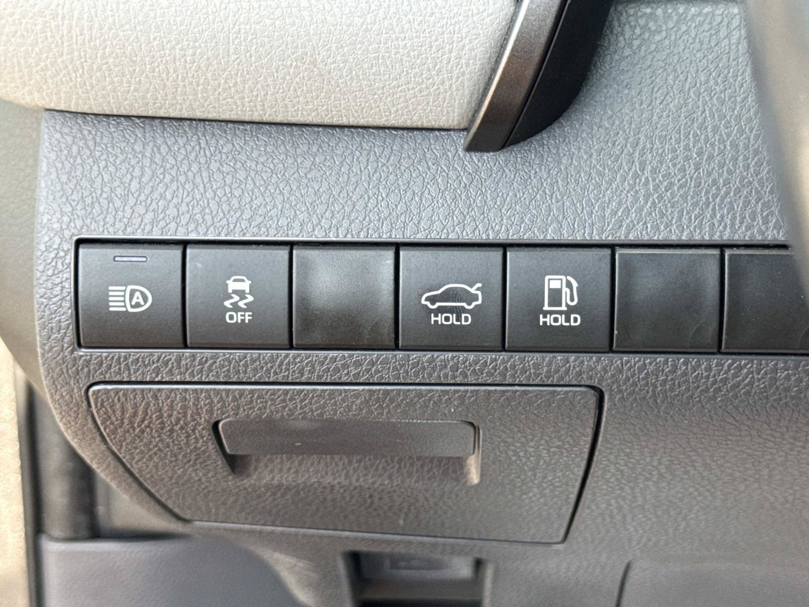Used 2024 Toyota Camry SE FWD image 17