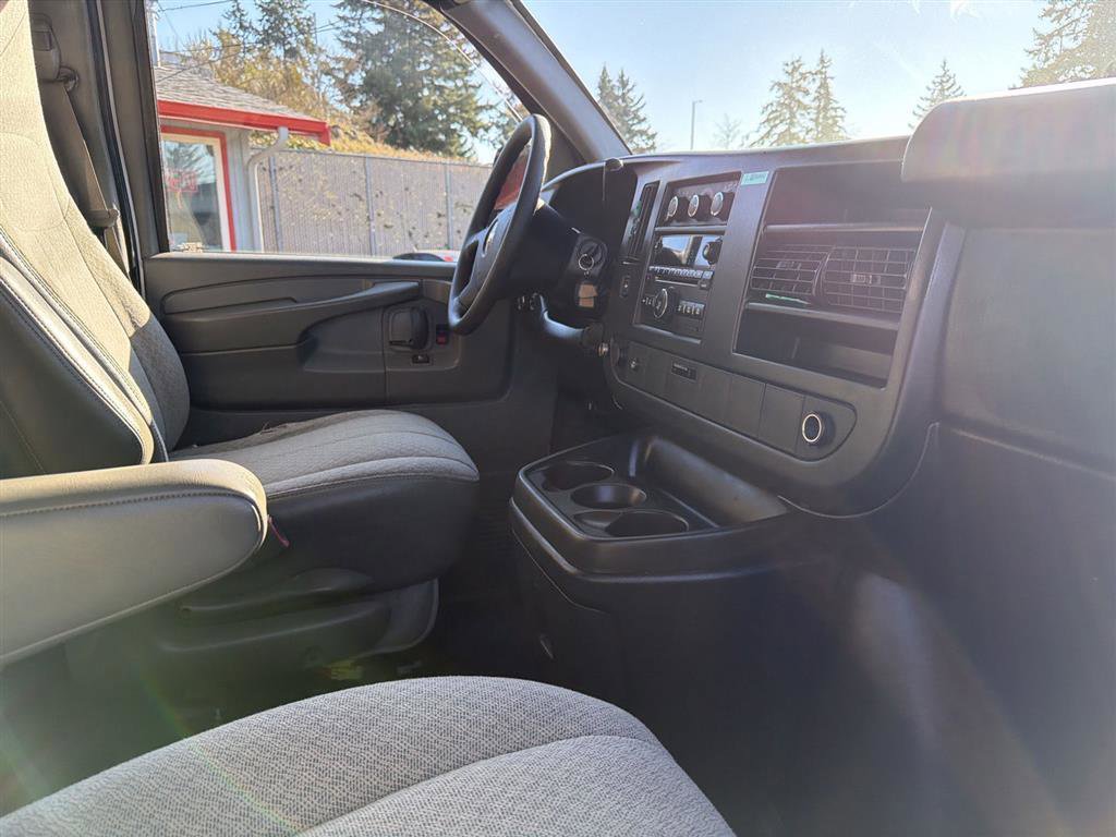 Used 2011 Chevrolet Express 1500 AWD w/ Power Package image 10