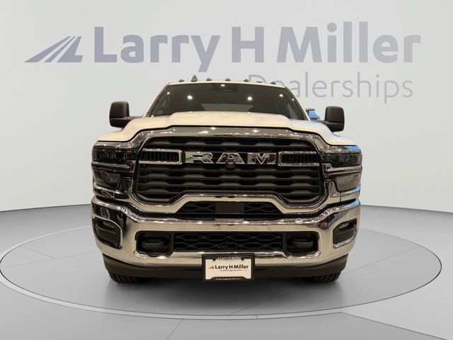 New 2026 RAM 2500 Tradesman w/ Chrome Appearance Group AWD/4WD image 8