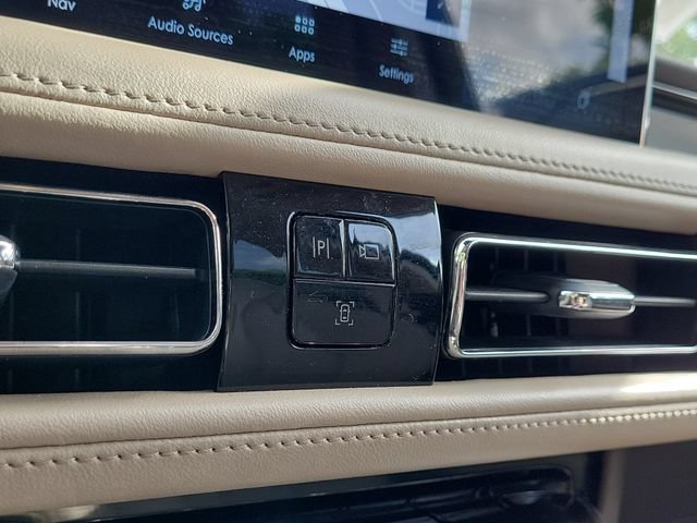 Certified 2022 Lincoln Nautilus FWD w/ Premium Package image 26