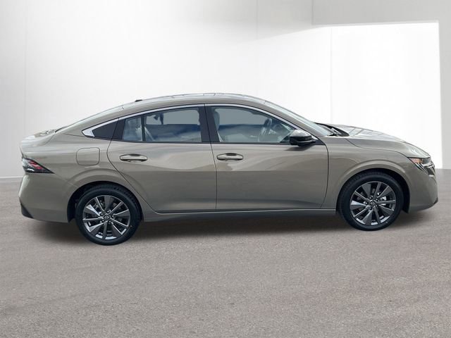 New 2026 Nissan Sentra SL w/ Floor Mat Package image 32