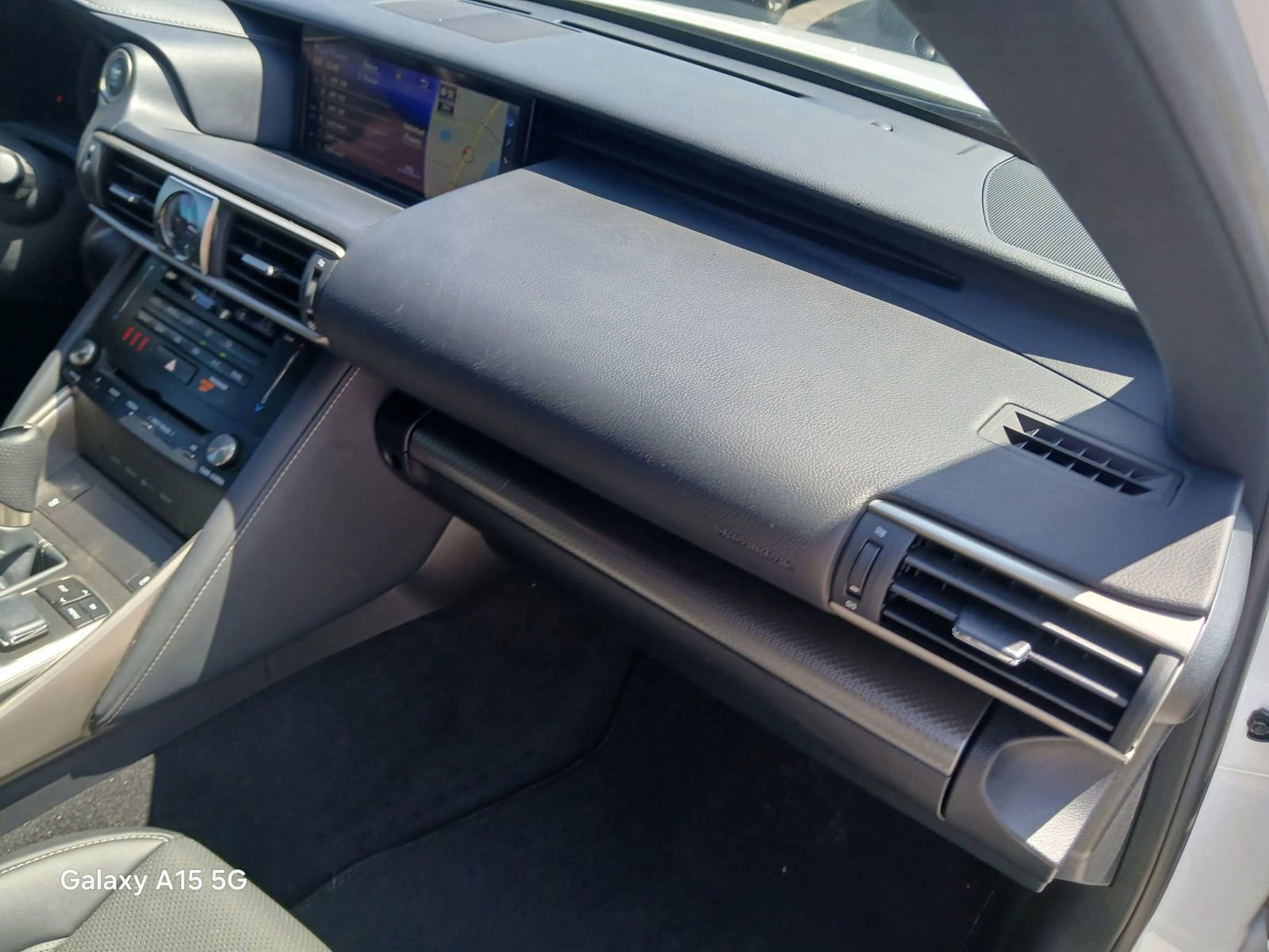 Used 2018 Lexus IS 300 F Sport w/ F Sport Package RWD image 17