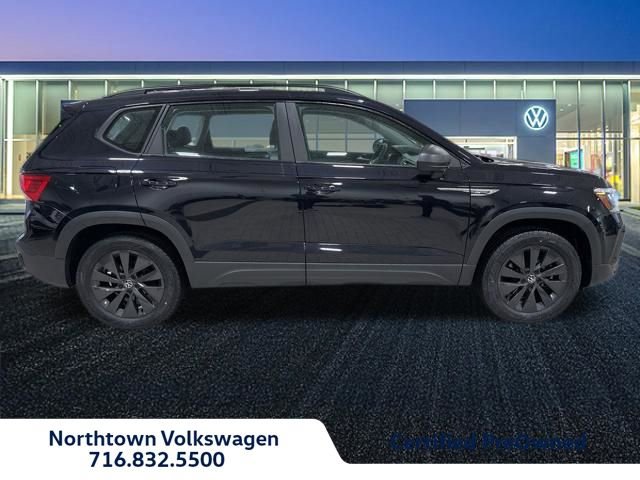 Certified 2022 Volkswagen Taos S image 2
