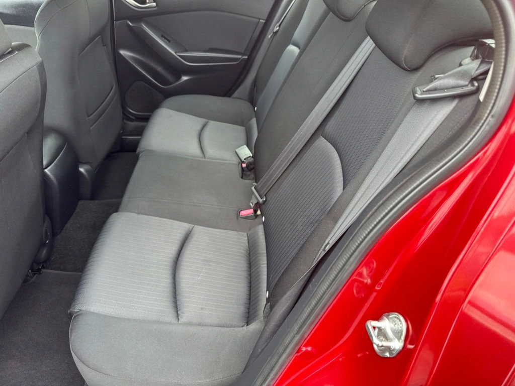 Used 2015 MAZDA MAZDA3 i Sport FWD image 12