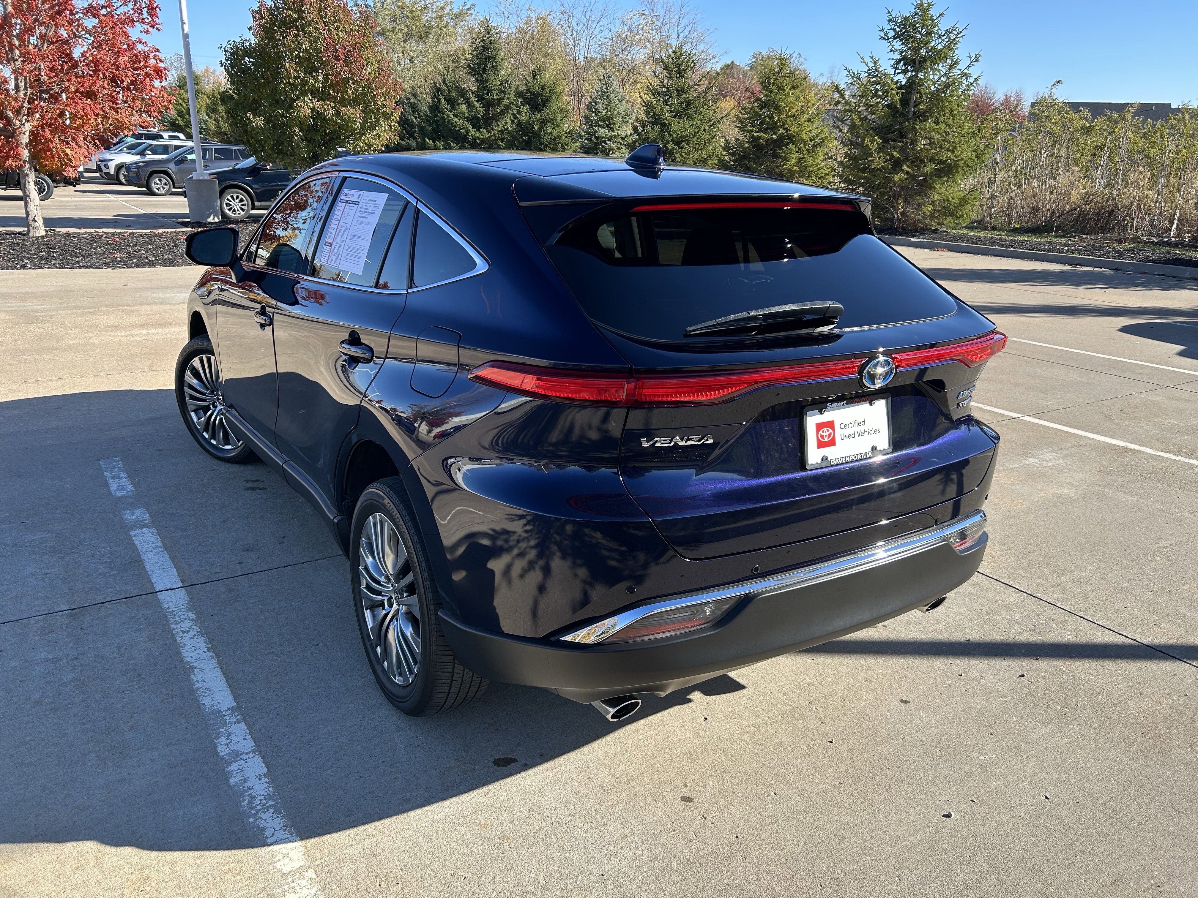 Certified 2022 Toyota Venza Limited w/ Advanced Technology Package image 4