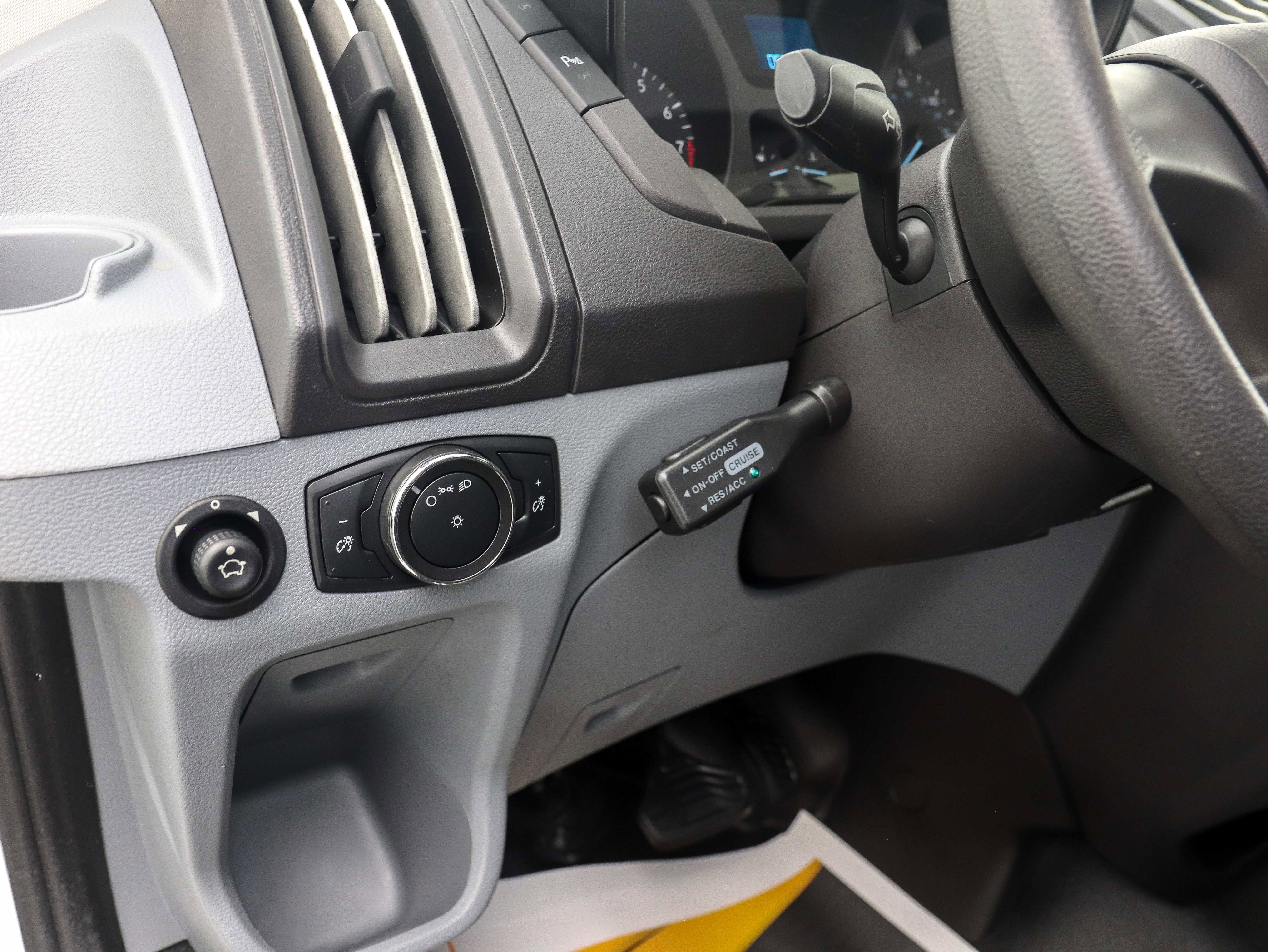 Used 2017 Ford Transit 350 XL image 23