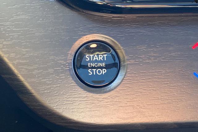 Used 2025 Nissan Murano SL image 23