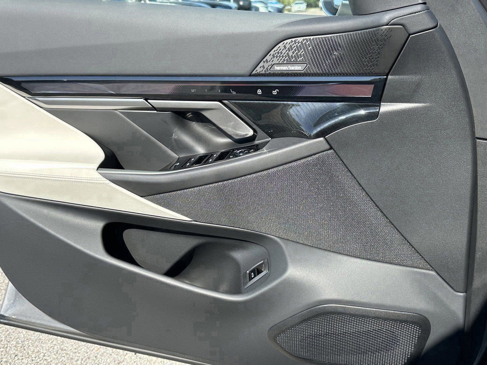 New 2026 BMW i5 eDrive40 RWD image 26