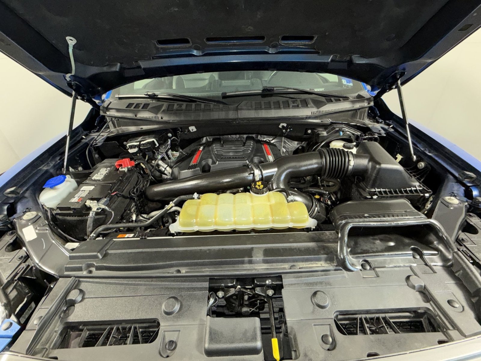 Used 2020 Ford F150 Raptor w/ Equipment Group 802A Luxury image 29