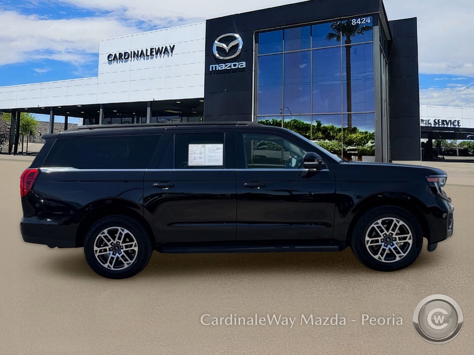 Used 2025 Ford Expedition Max Active AWD/4WD image 9