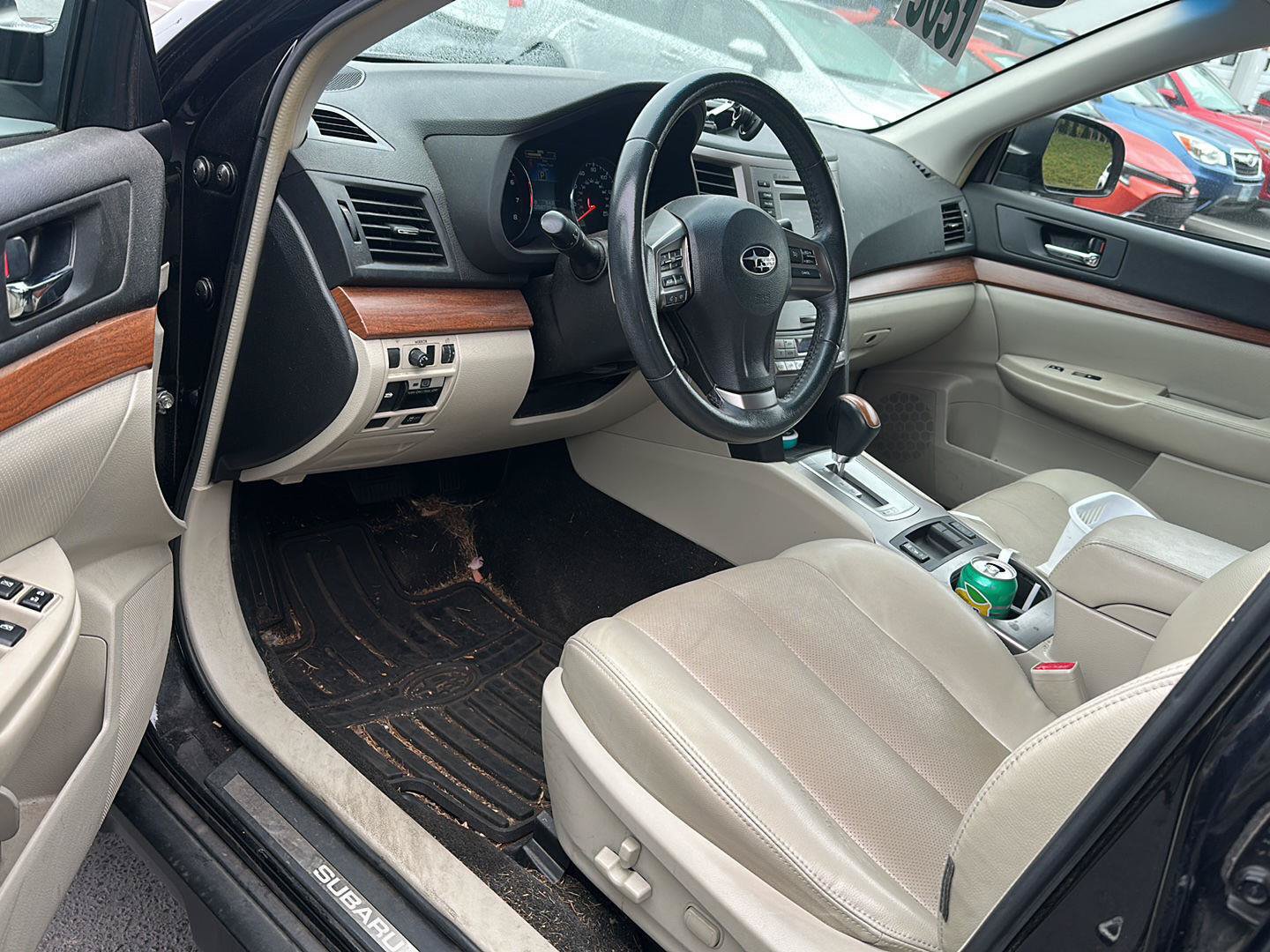 Used 2014 Subaru Outback 2.5i Limited w/ Moonroof Package AWD/4WD image 7