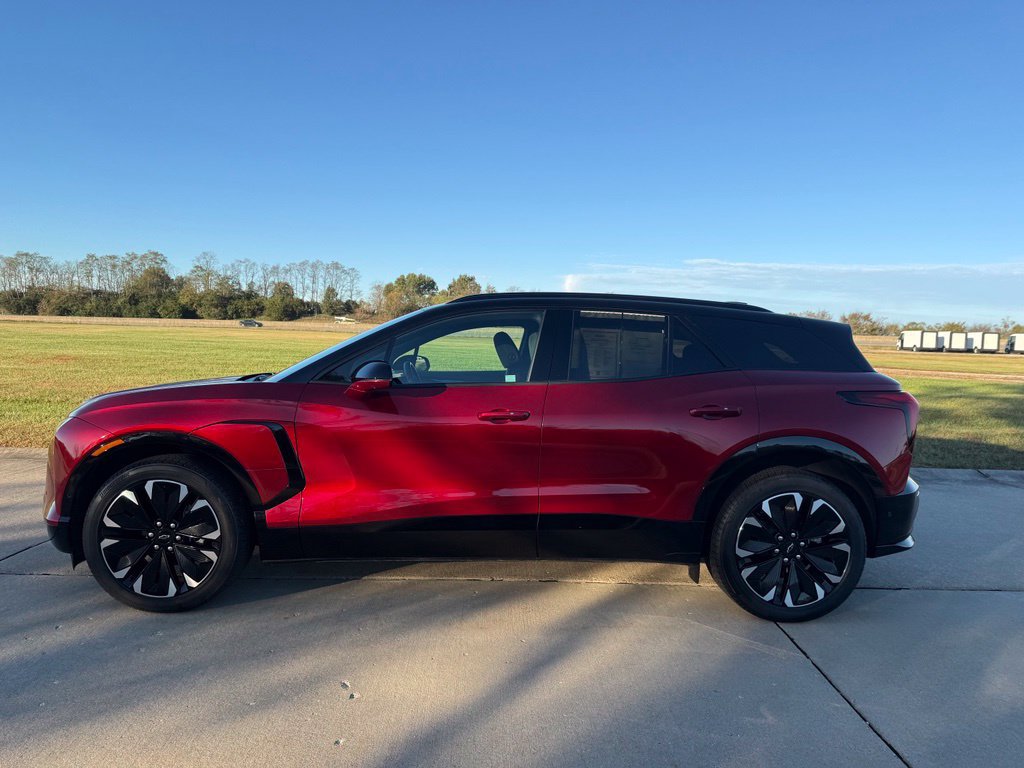 Used 2025 Chevrolet Blazer EV RS AWD/4WD image 11