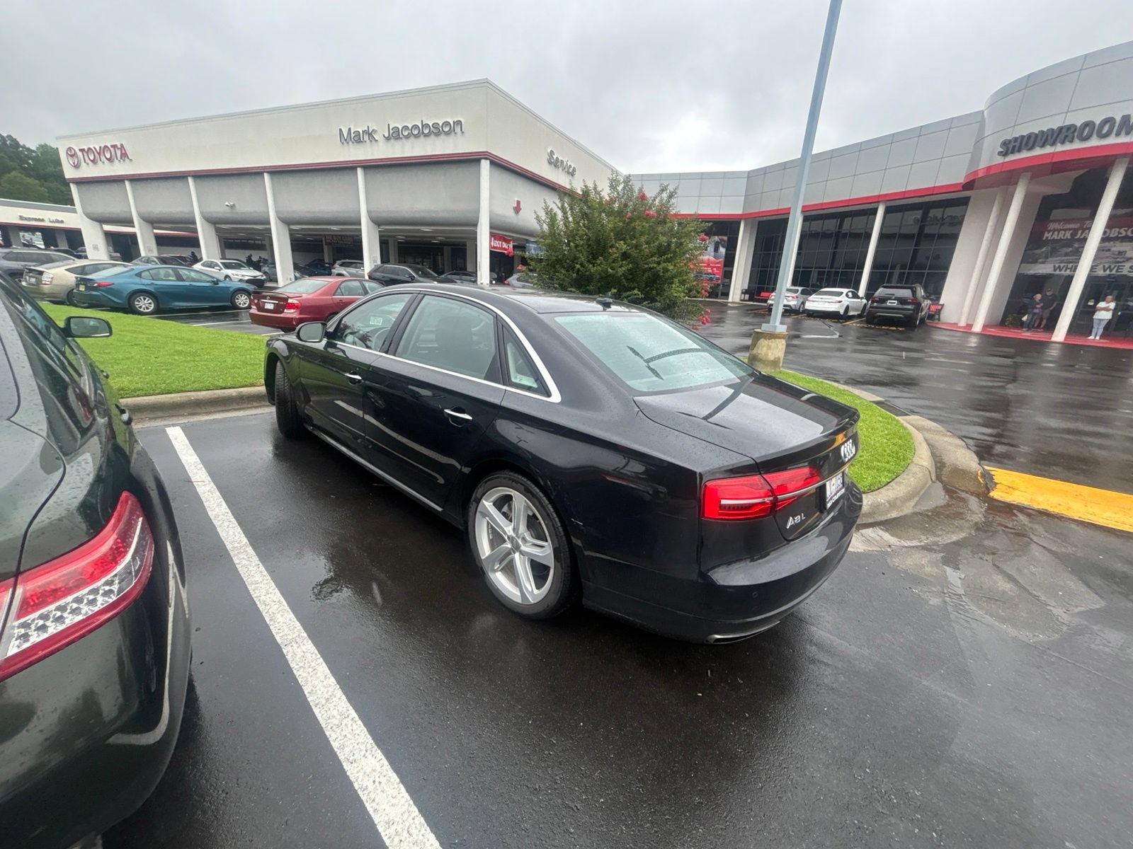 Used 2018 Audi A8 L 4.0T w/ Executive Package AWD/4WD image 4