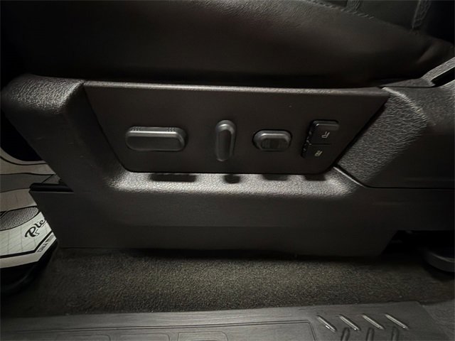 Used 2014 Ford F150 Raptor w/ Equipment Group 801A Luxury image 12