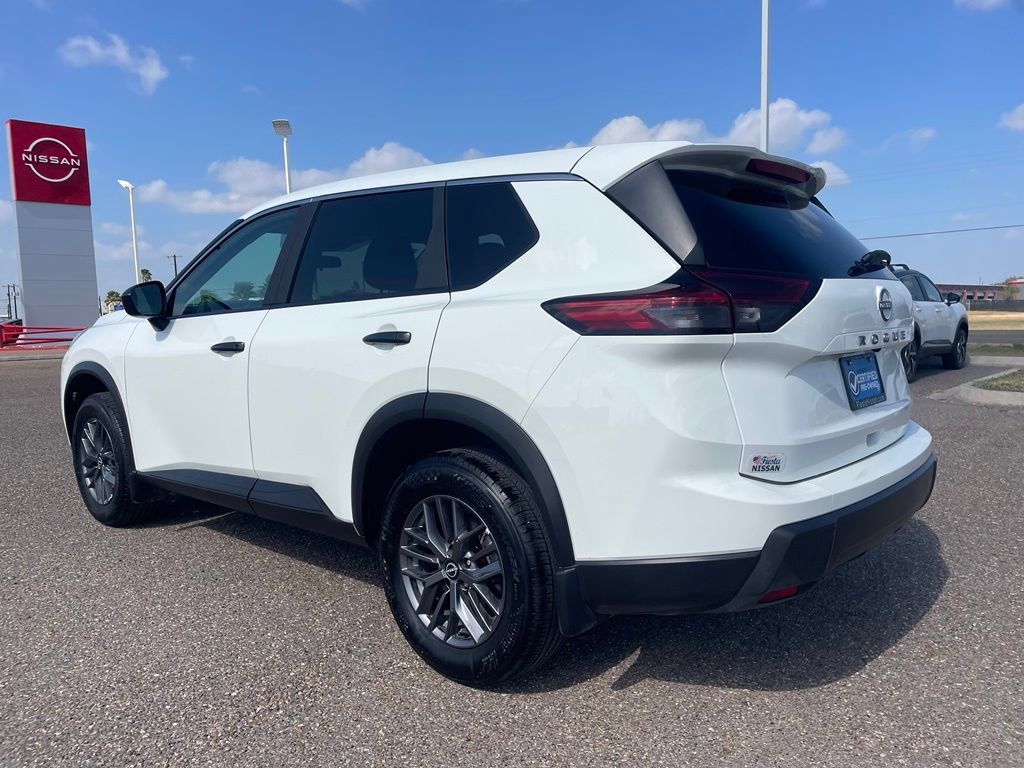 Certified 2026 Nissan Rogue S FWD image 5