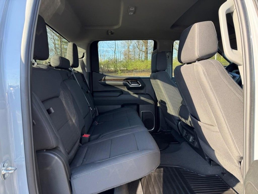 Used 2024 GMC Sierra 1500 Elevation image 10