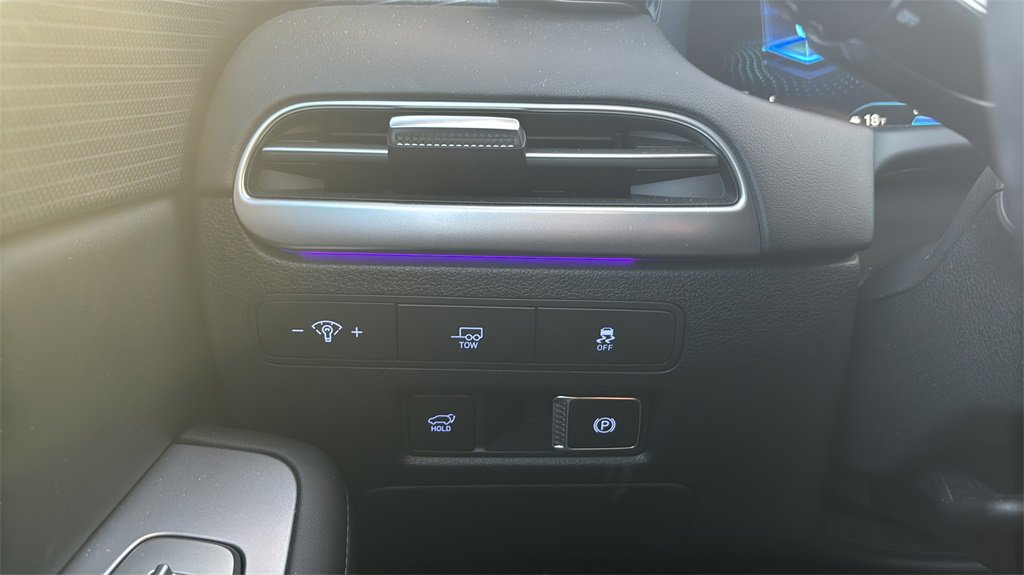 Used 2024 Hyundai Palisade Limited image 37