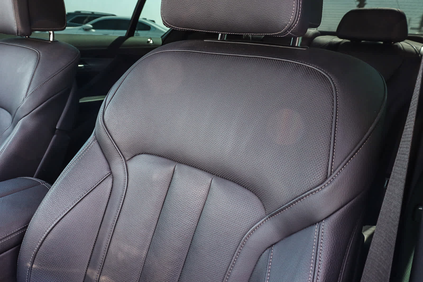 Used 2021 BMW 740i image 31