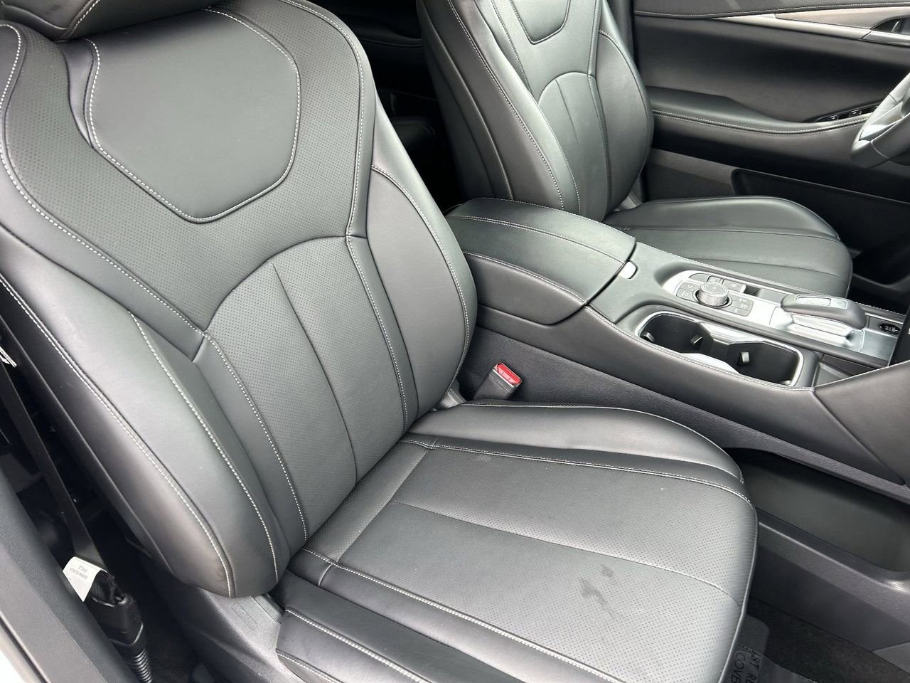 Certified 2026 INFINITI QX60 Luxe w/ Cargo Package FWD image 10