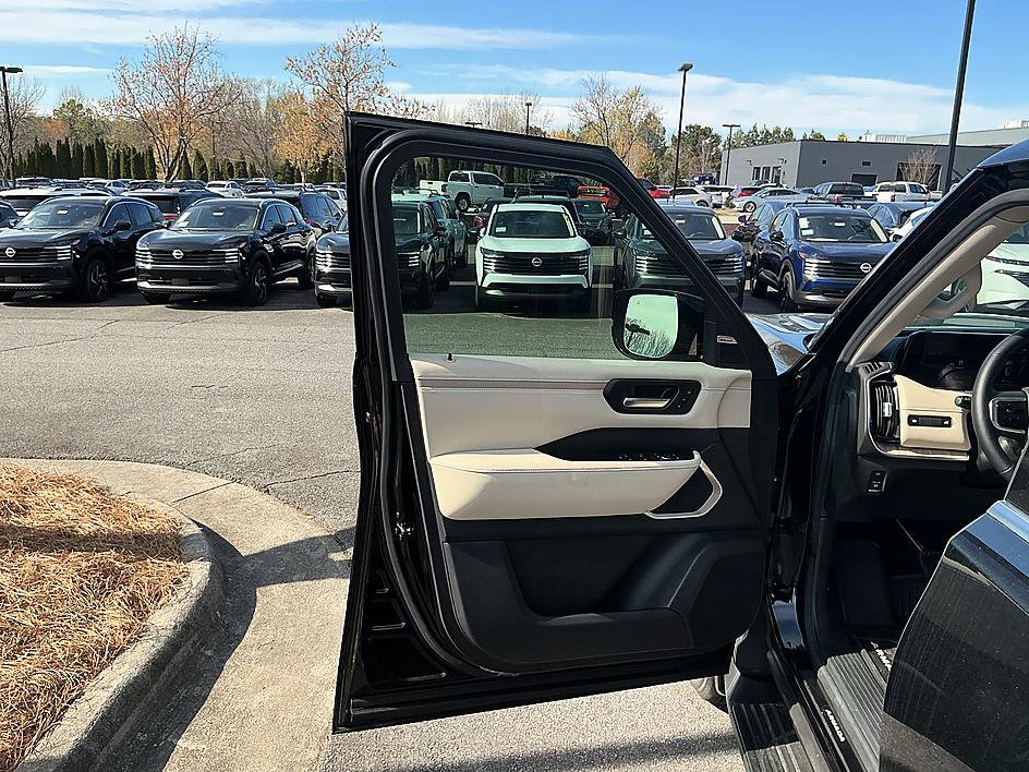 New 2026 Nissan Armada Platinum w/ Convenience Package image 9