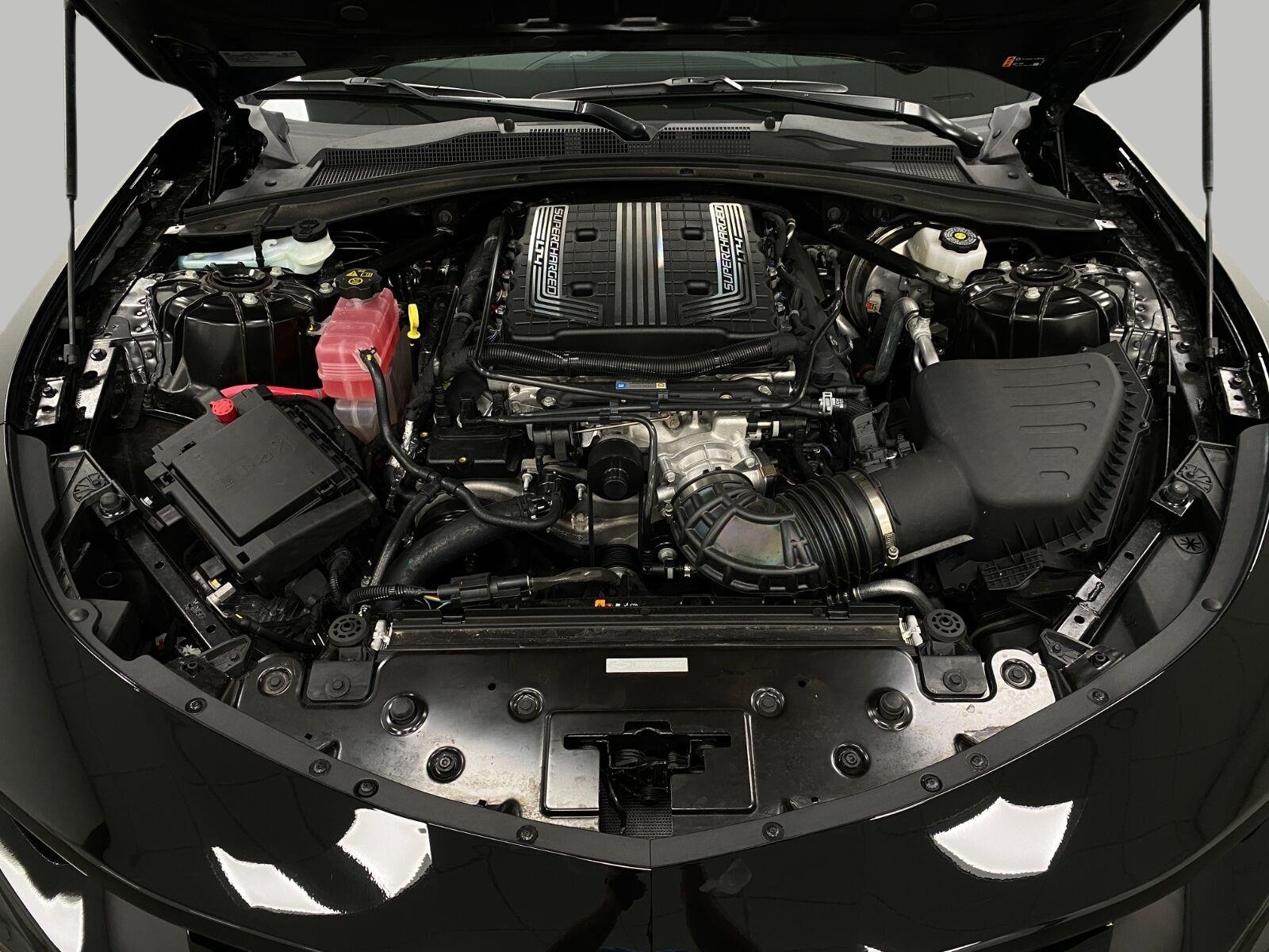 Used 2023 Chevrolet Camaro ZL1 RWD image 11