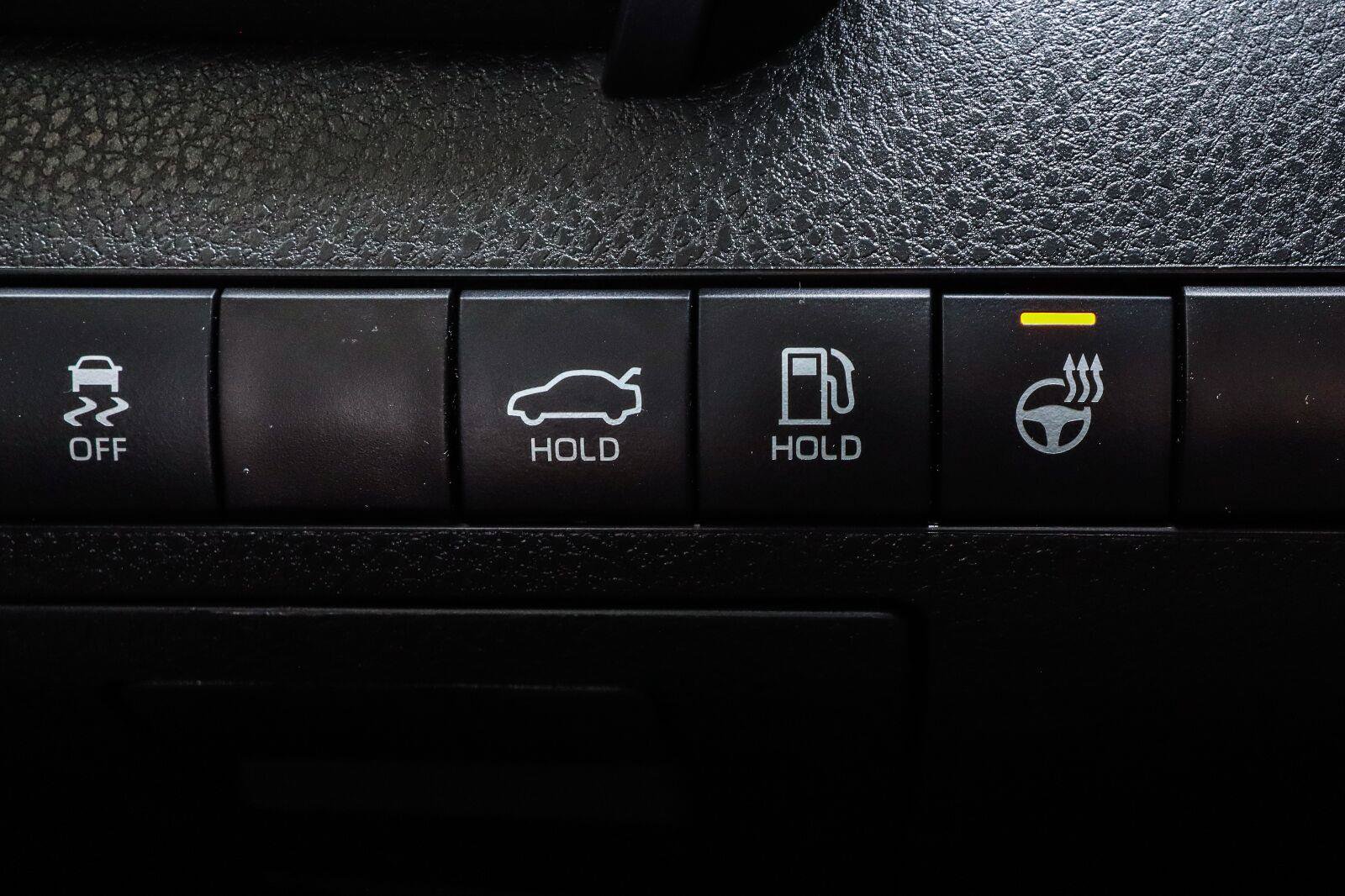 Used 2023 Toyota Camry SE FWD image 11