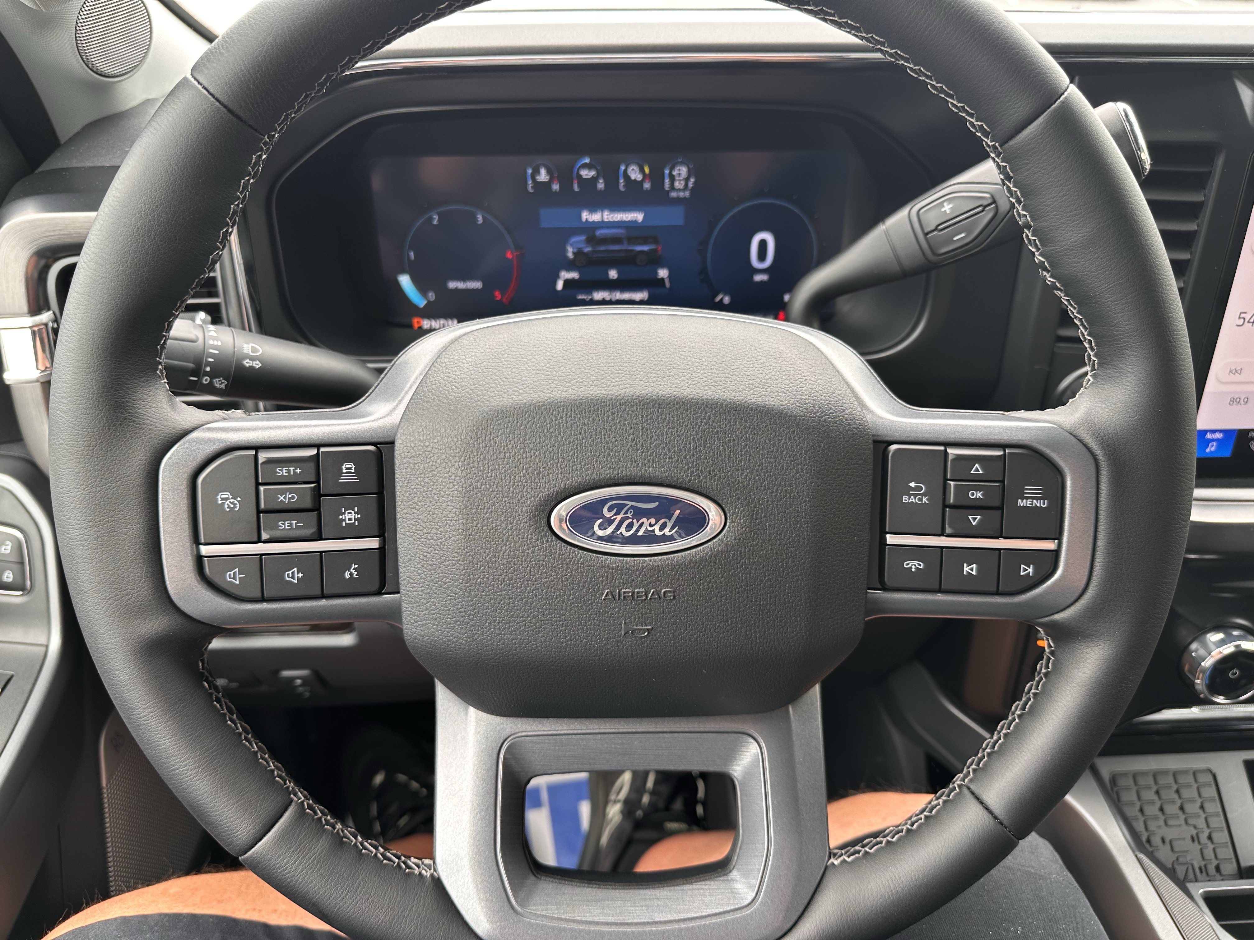 Used 2026 Ford F450 Lariat w/ Lariat Premium Package AWD/4WD image 22