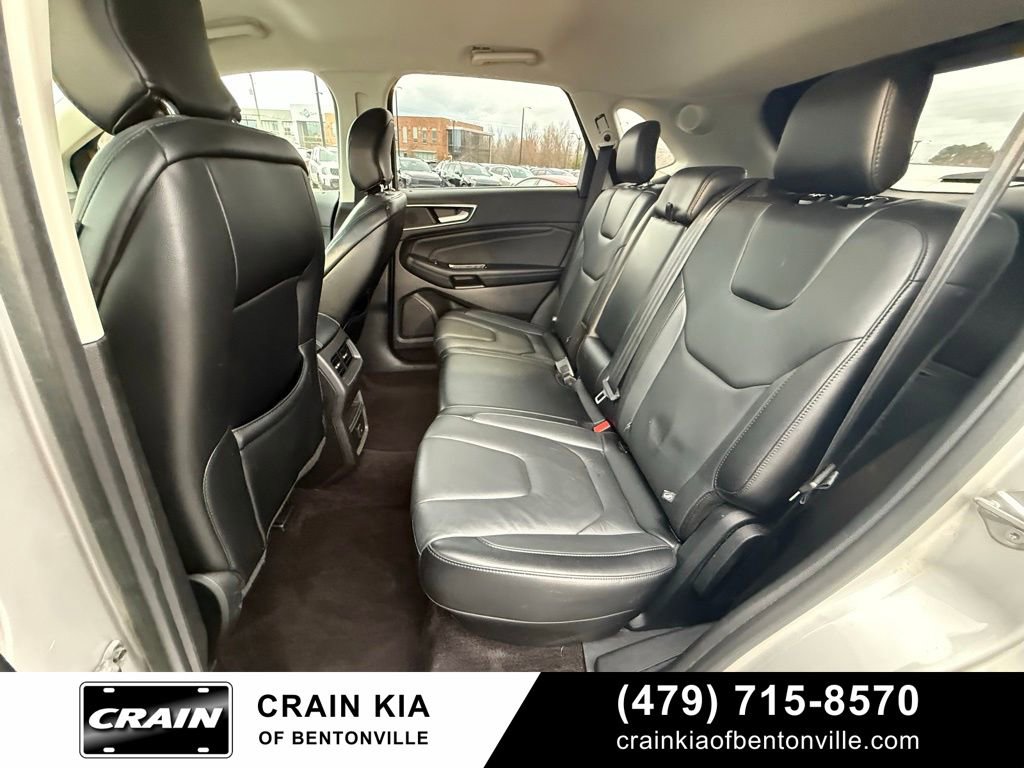 Used 2017 Ford Edge Titanium FWD image 23
