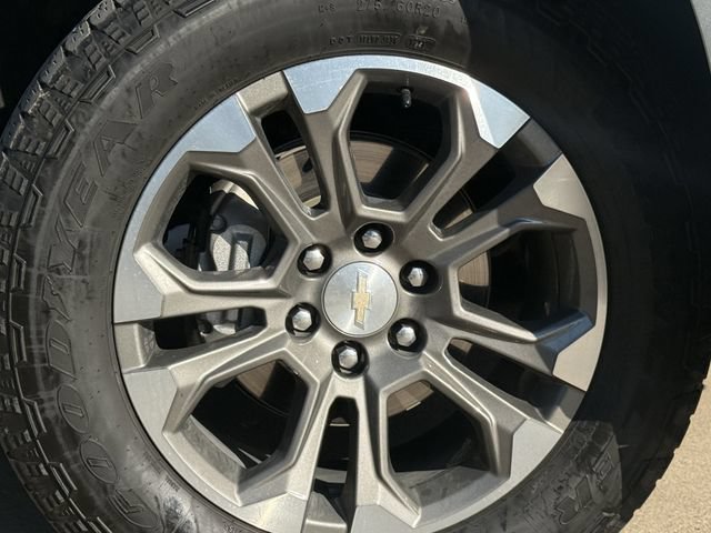 Used 2024 Chevrolet Silverado 1500 High Country AWD/4WD image 11