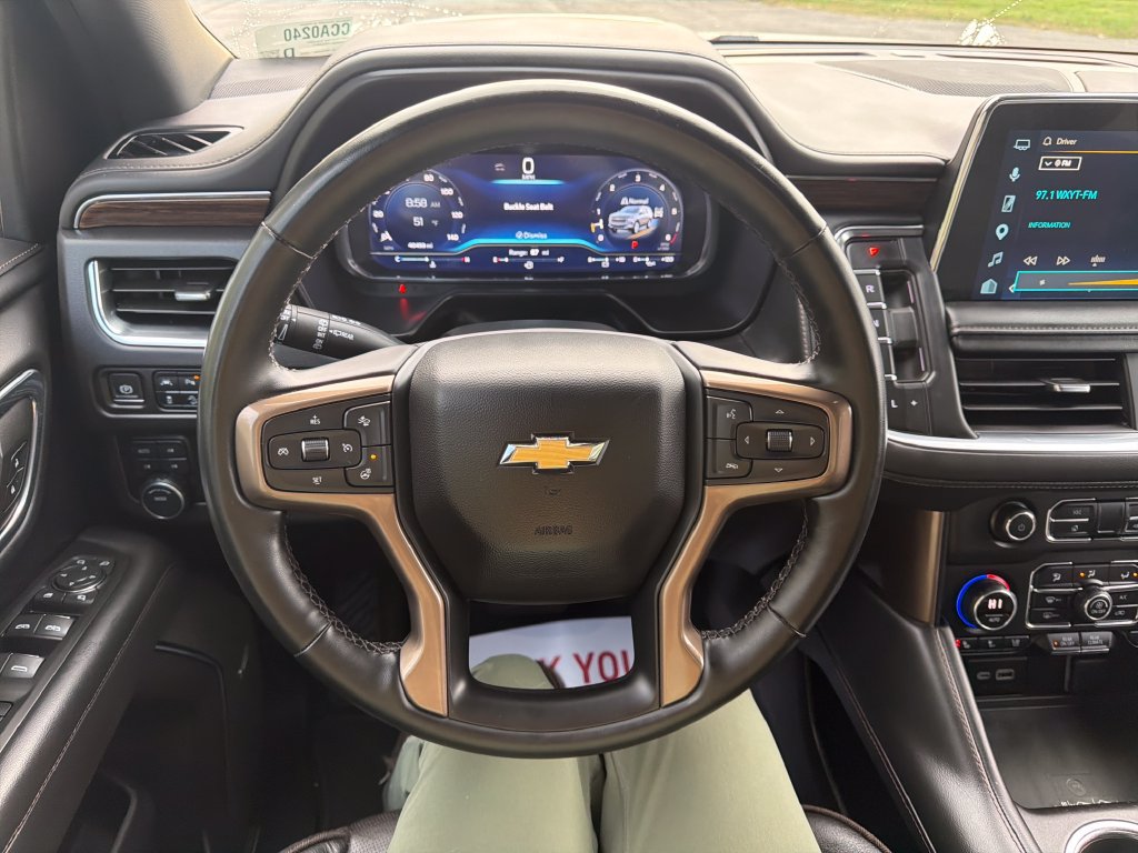 Used 2023 Chevrolet Suburban High Country AWD/4WD image 16