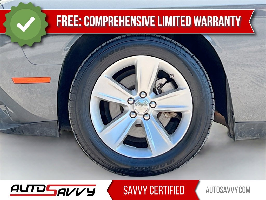 Used 2023 Dodge Challenger SXT image 29