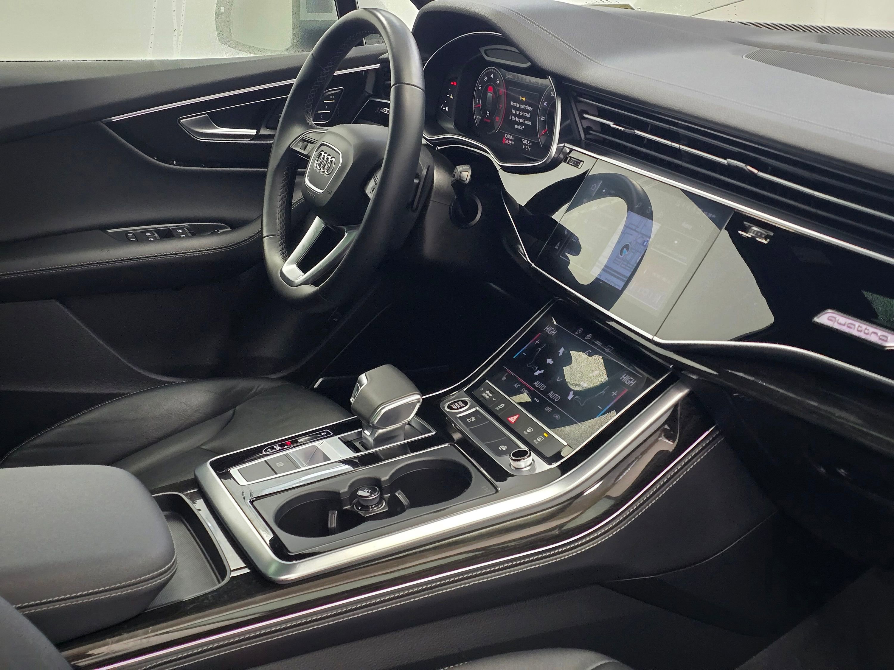 Used 2025 Audi Q7 3.0T Premium Plus image 28