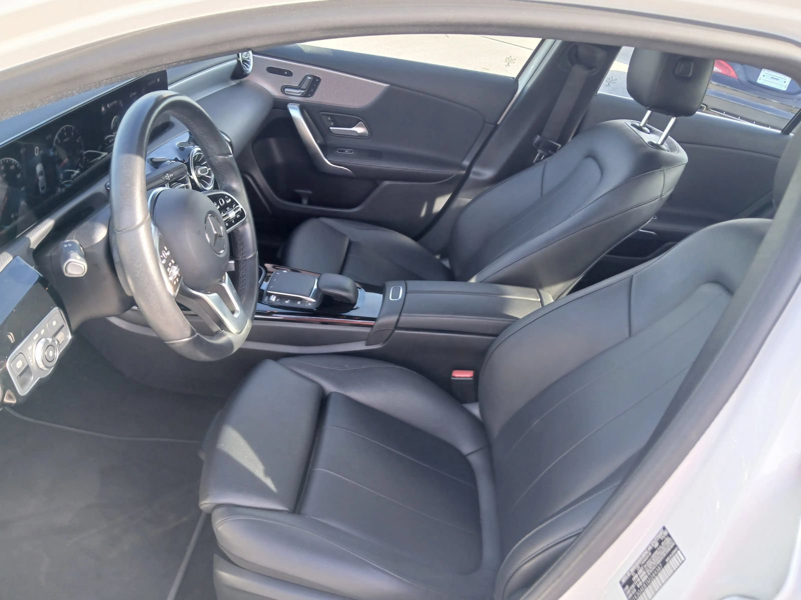 Used 2021 Mercedes-Benz A 220 image 9