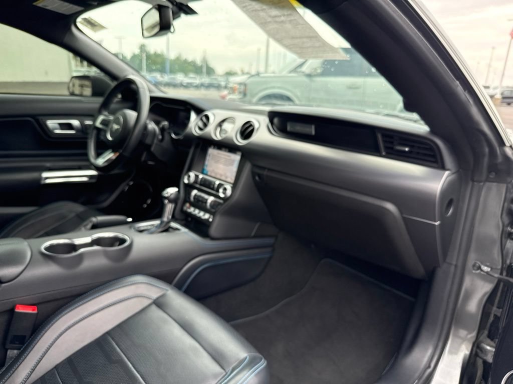 Used 2019 Ford Mustang GT Premium w/ Equipment Group 401A RWD image 27