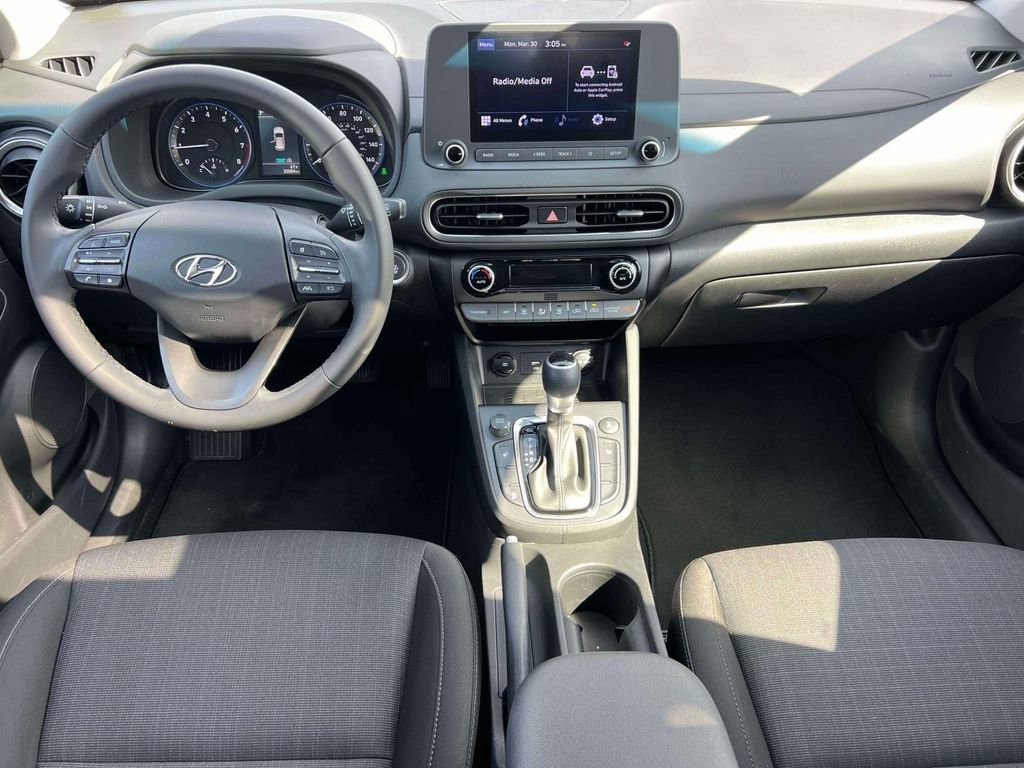 Used 2022 Hyundai Kona SEL w/ Convenience Package image 14