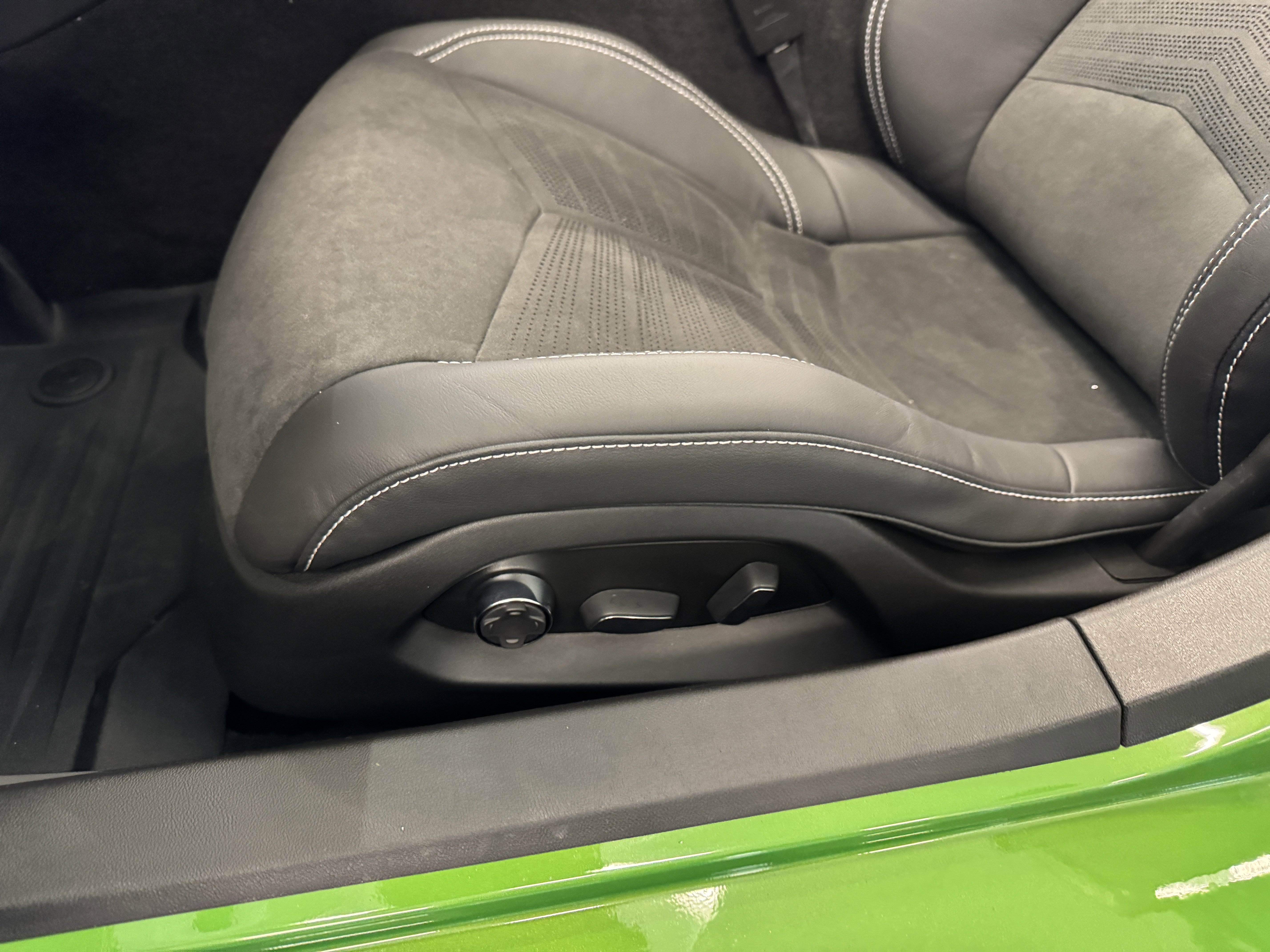 New 2026 Chevrolet Corvette Z06 w/ Stealth Interior Trim Package image 17