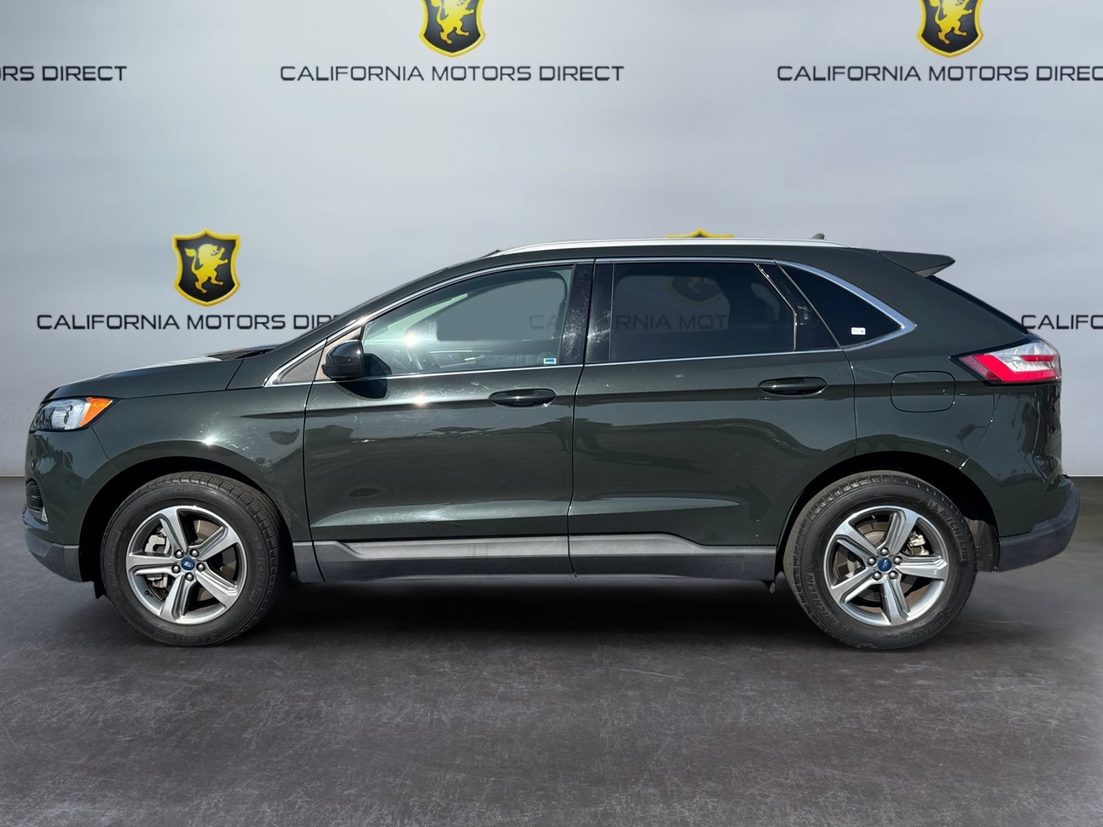 Used 2022 Ford Edge SEL w/ Convenience Package AWD/4WD image 2