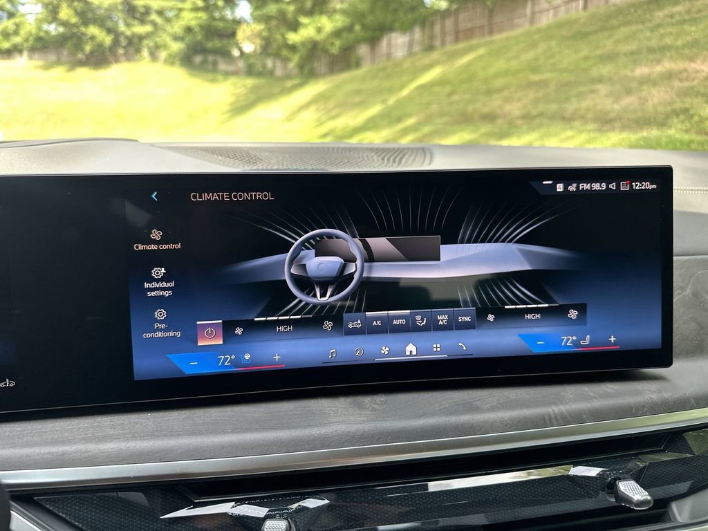 Used 2026 BMW X5 xDrive40i AWD/4WD image 22