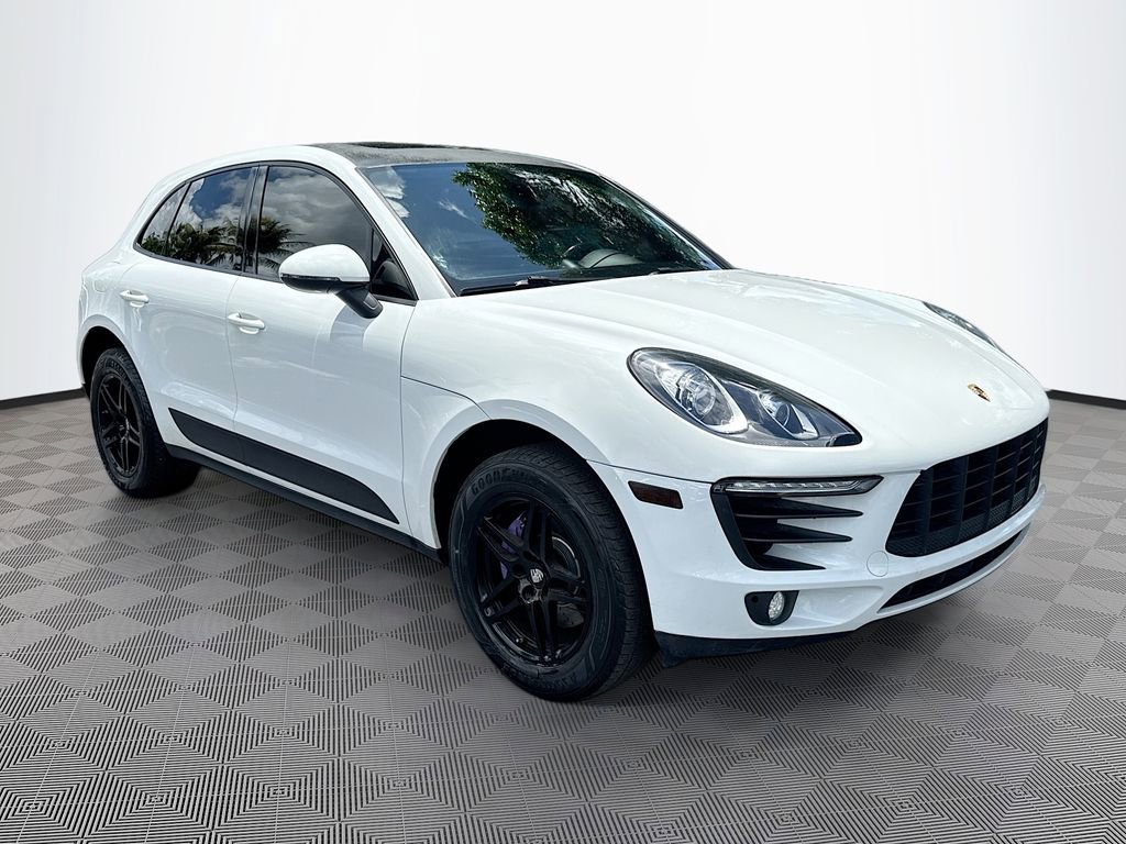 Used 2018 Porsche Macan AWD/4WD image 4