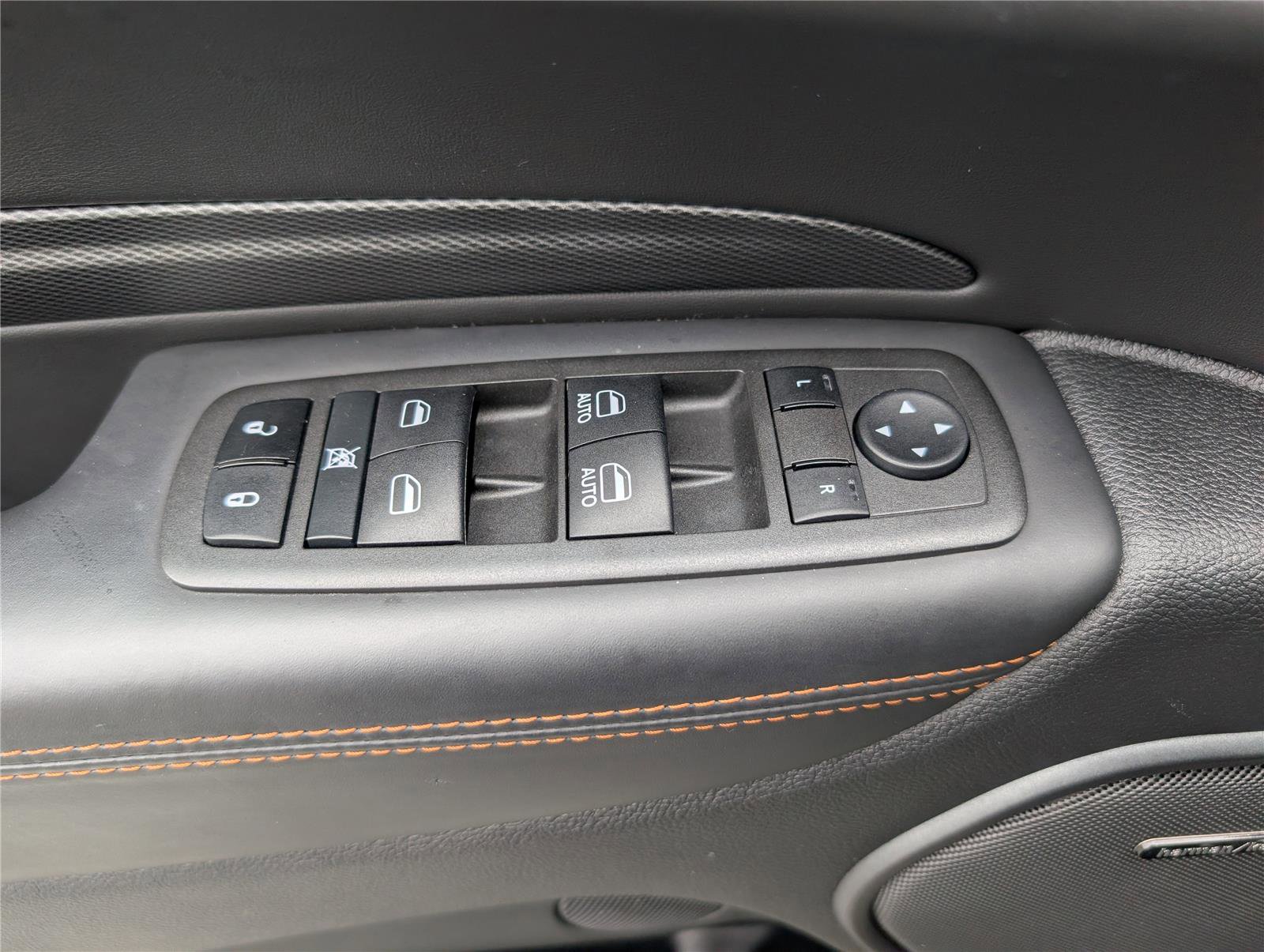 Used 2022 Dodge Durango R/T image 24