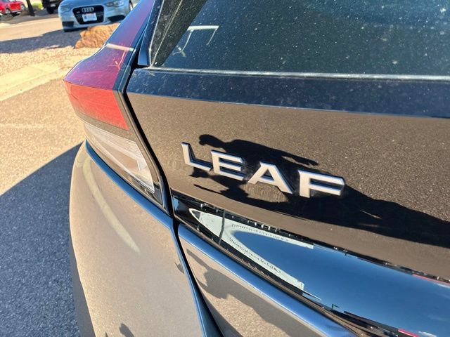 Certified 2025 Nissan Leaf S FWD image 9