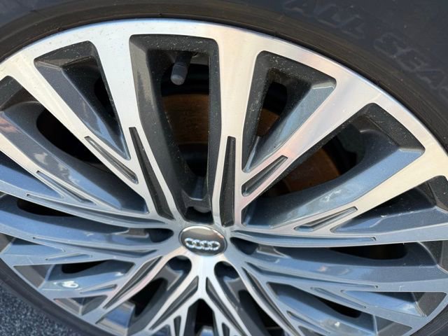 Used 2020 Audi A8 L 3.0T w/ Executive Package image 24