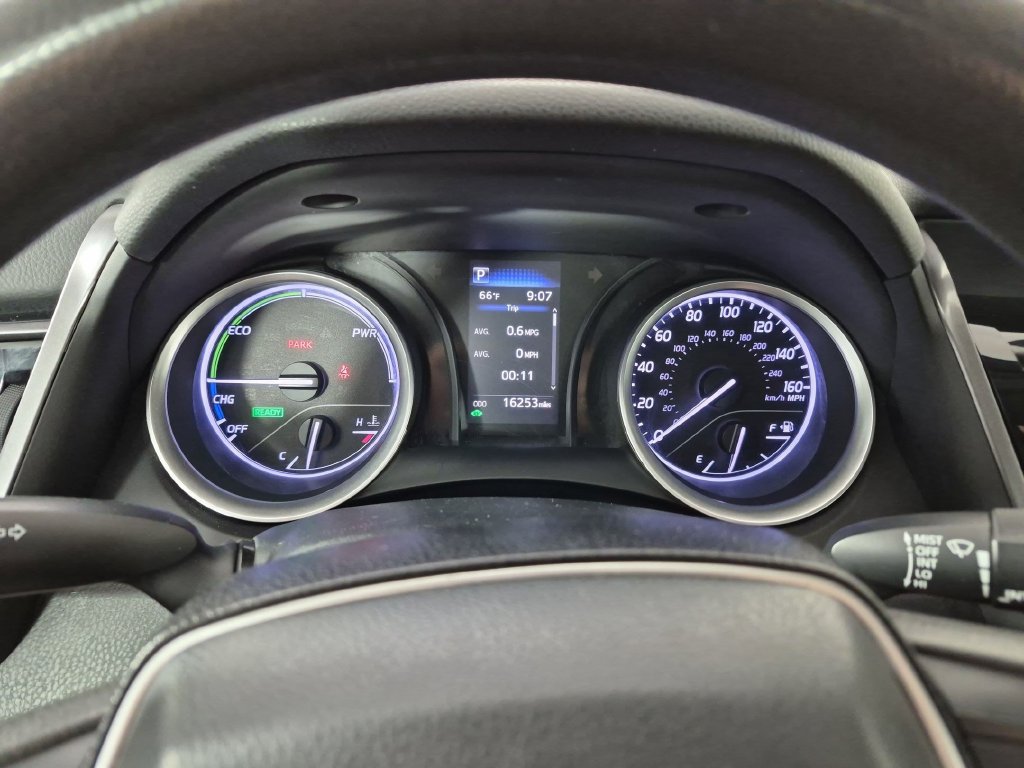 Used 2023 Toyota Camry LE FWD image 20