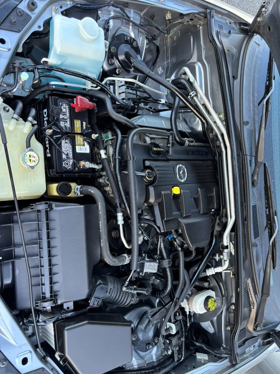 Used 2009 MAZDA MX-5 Miata Grand Touring w/ Premium Pkg RWD image 20