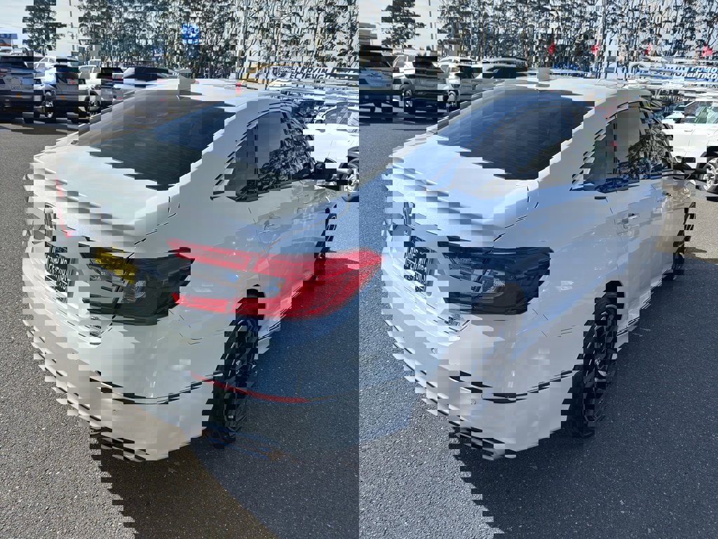 Used 2022 Honda Accord Touring image 5