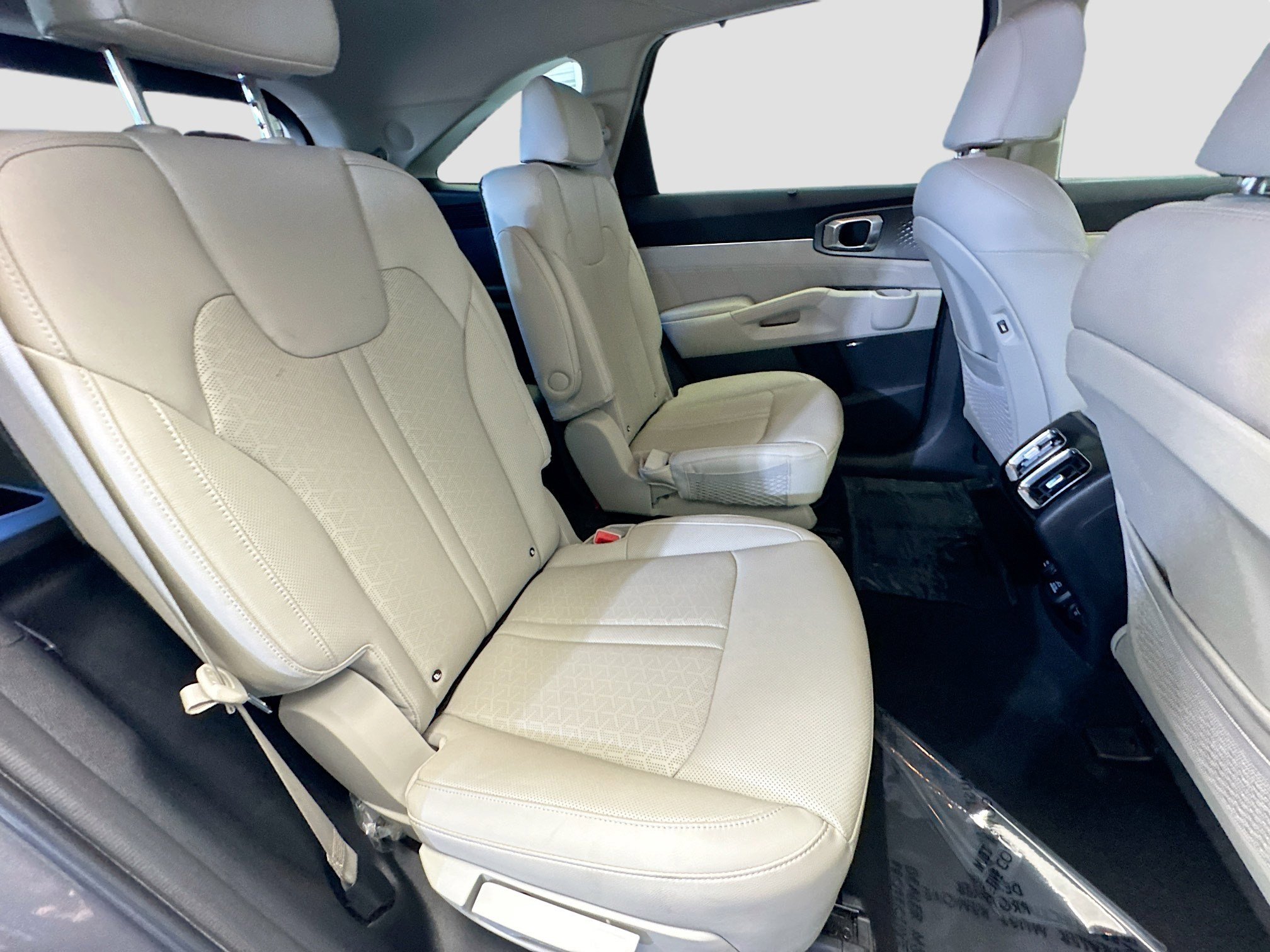 Used 2024 Kia Sorento SX Prestige image 14