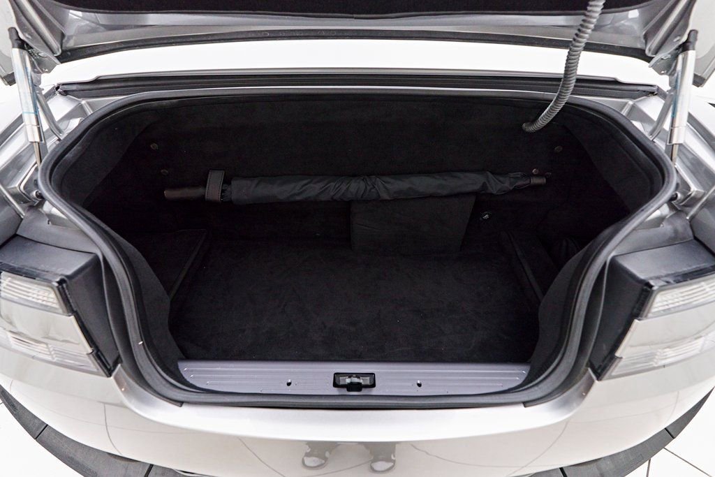 Used 2016 Aston Martin DB9 GT image 32