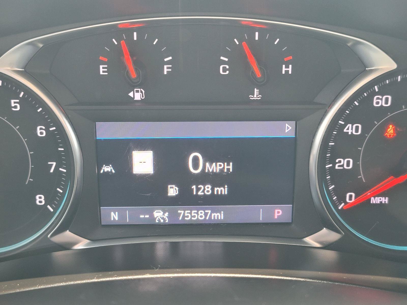 Used 2022 Chevrolet Equinox RS w/ RS Leather Package AWD/4WD image 27