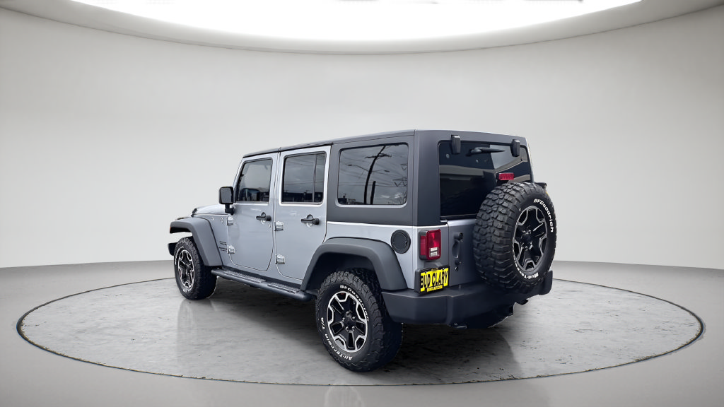 Used 2013 Jeep Wrangler Unlimited Sport AWD/4WD image 9